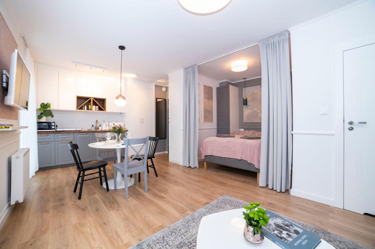 Heaven Apartment In The Old Town With Private Parking 格但斯克 外观 照片