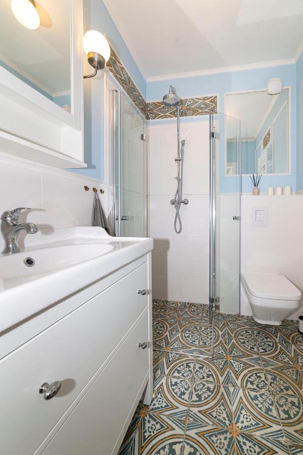 Heaven Apartment In The Old Town With Private Parking 格但斯克 外观 照片