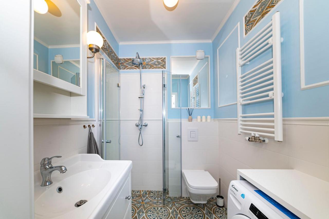 Heaven Apartment In The Old Town With Private Parking 格但斯克 外观 照片