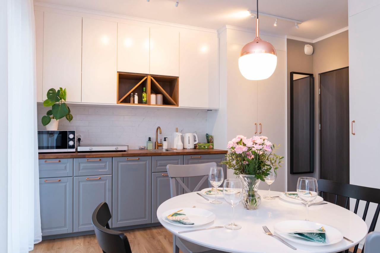 Heaven Apartment In The Old Town With Private Parking 格但斯克 外观 照片