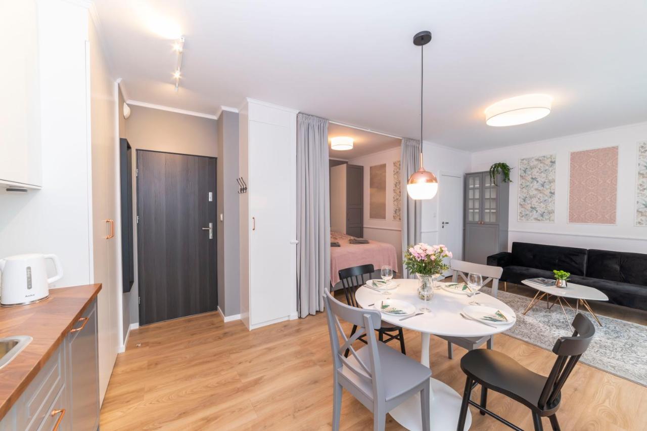 Heaven Apartment In The Old Town With Private Parking 格但斯克 外观 照片